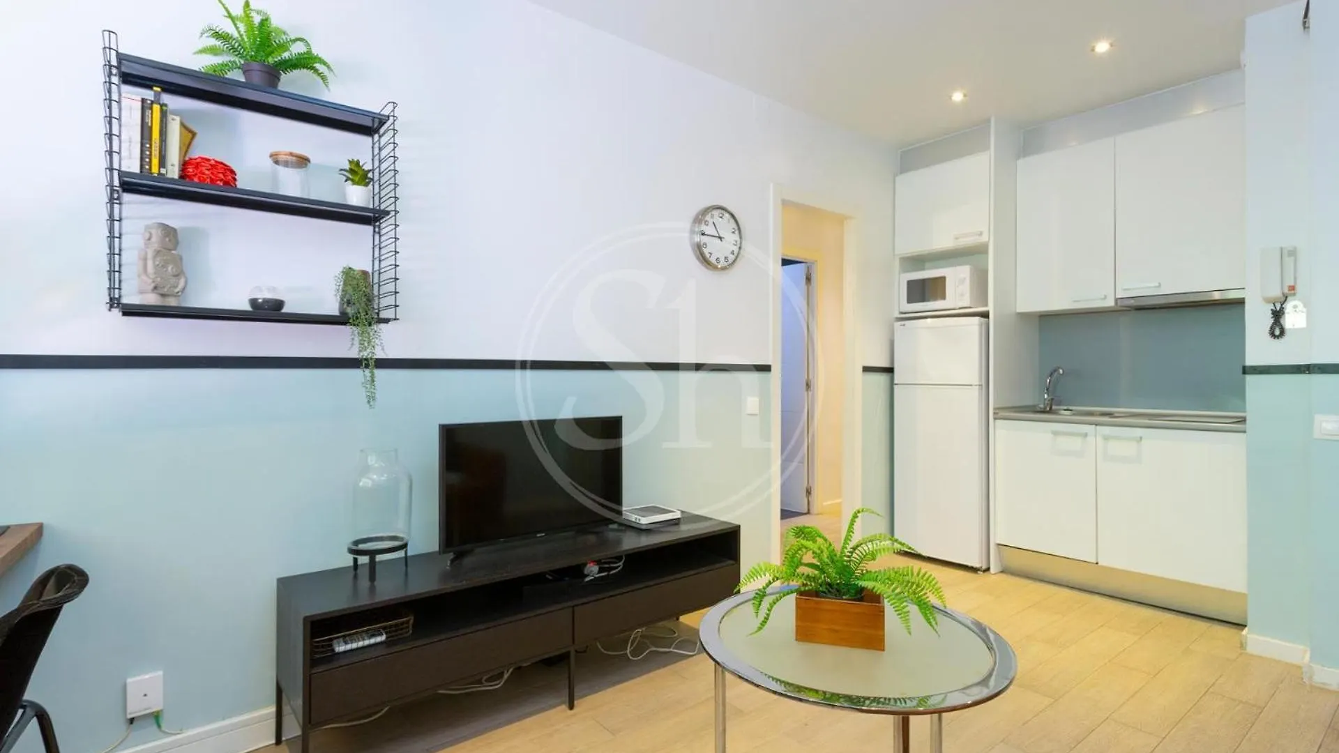 Precioso Apartamento En Les Corts 巴塞罗那 0*,  西班牙